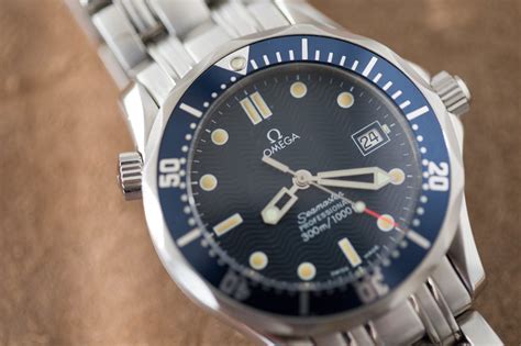 omega seamaster crown and caliber